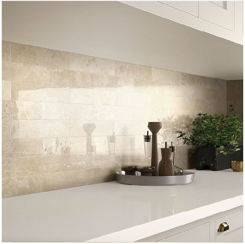 Bucătărie luminoasă în tonuri de crem | Inspirație Baie Minimalist