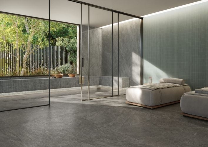 Spa interior cu deschidere naturală