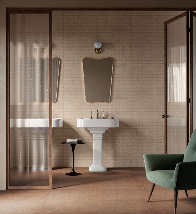 Baie caldă, cu accente moderne | Inspirație Baie Modern