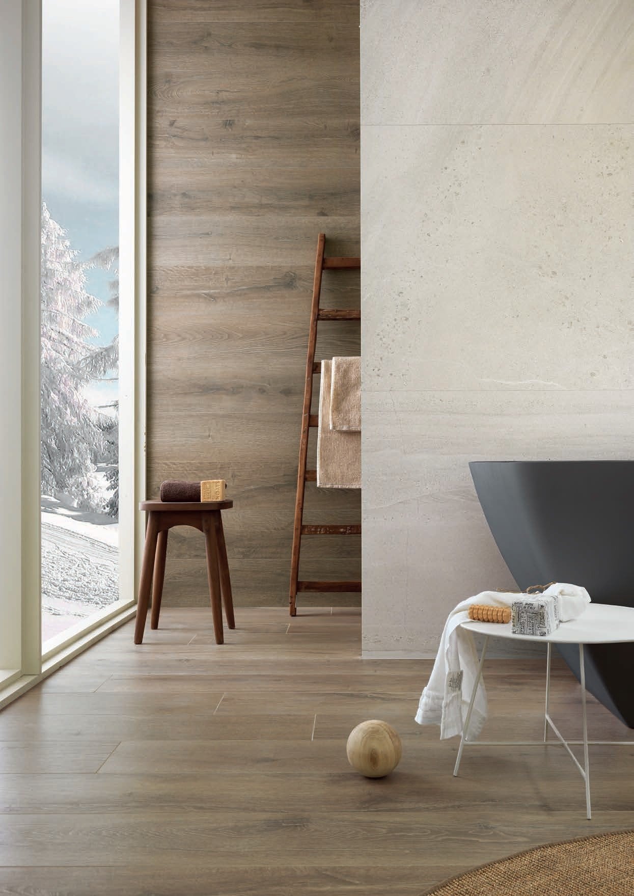 Baie spa cu vedere la iarnă | Inspirație Baie Minimalist