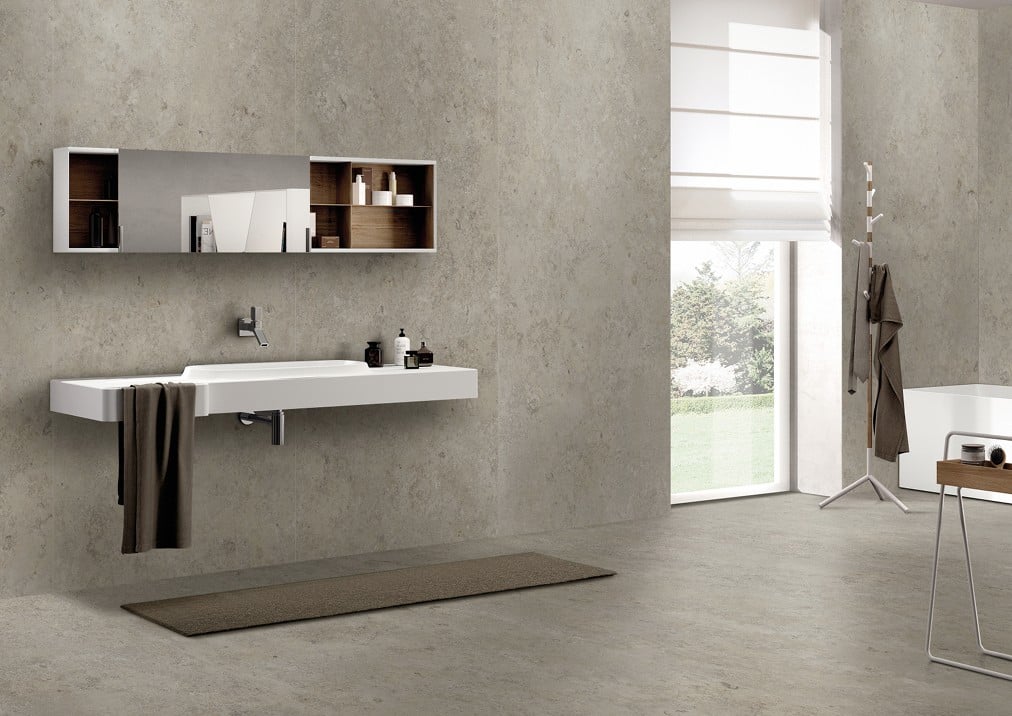 Baie spațioasă, lumină naturală | Inspirație Baie Modern