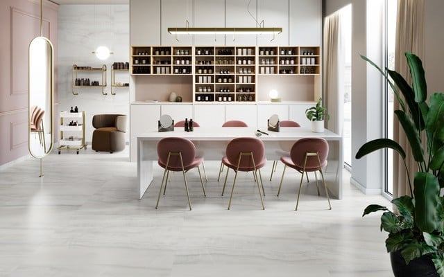 Spațiu multifuncțional în tonuri pudrate | Inspirație Living Modern