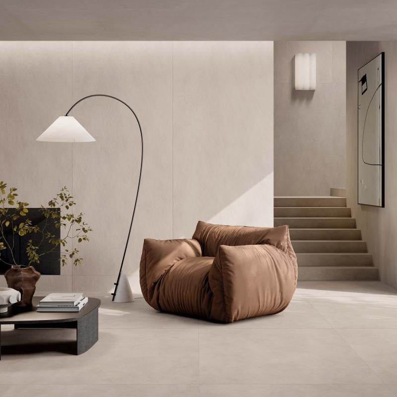 Living modern în tonuri calde | Inspirație Baie Minimalist