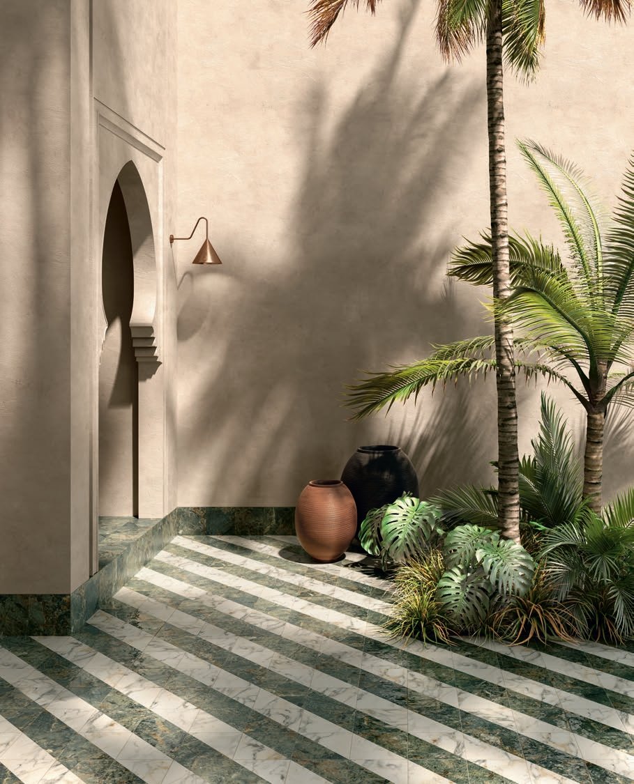 Curte mediteraneană cu palmieri | Inspirație Terasă Modern