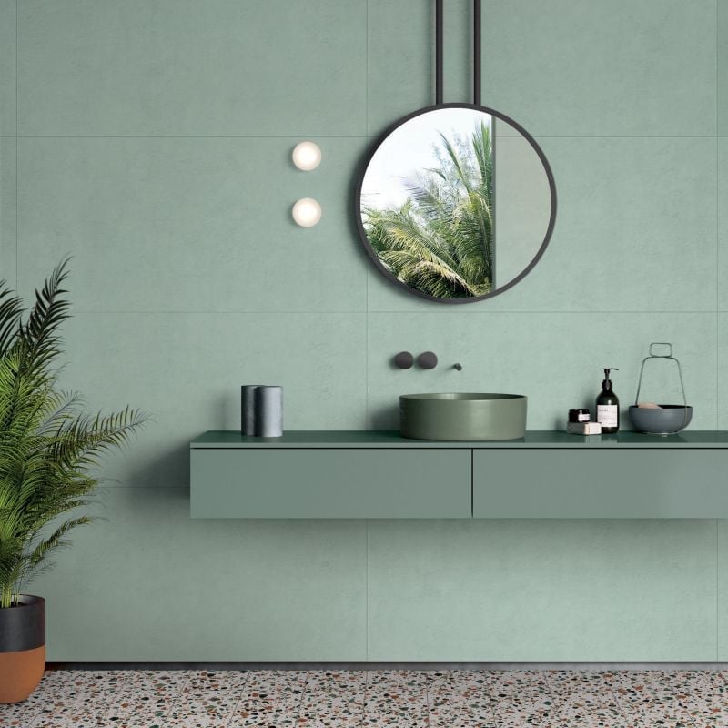 Baie serenă cu accente tropicale | Inspirație Baie Modern