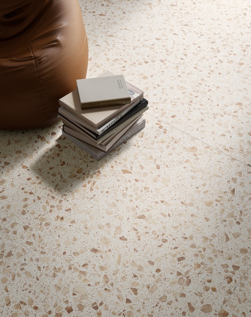 Ambient luminos cu terrazzo cald | Inspirație Living Modern