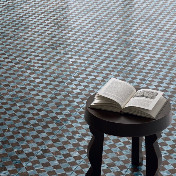 Pardoseală cu model șah clasic | Inspirație Baie Modern